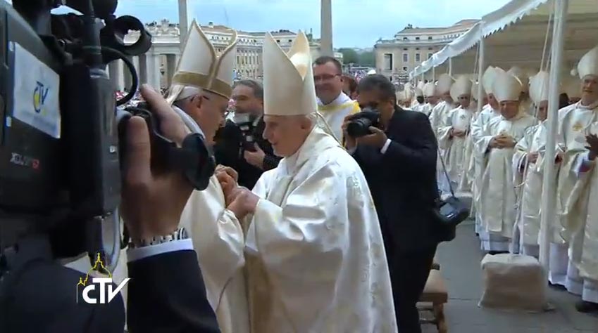 Papa Francesco e il Papa Emerito Benedetto XVI